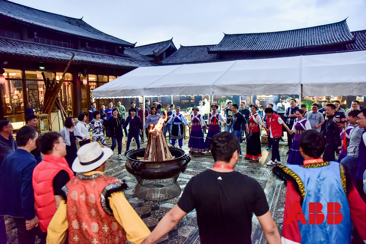 麗江束河古鎮定向尋寶團建拓展