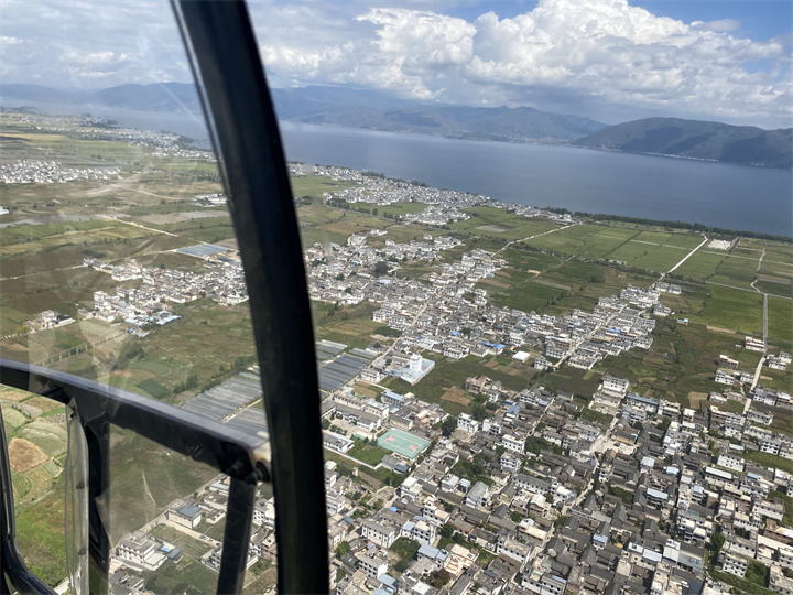 麗江戶外運動推薦：麗江直升機空中游覽，麗江駝峰航空俱樂部推出的小眾刺激的團建項目之一